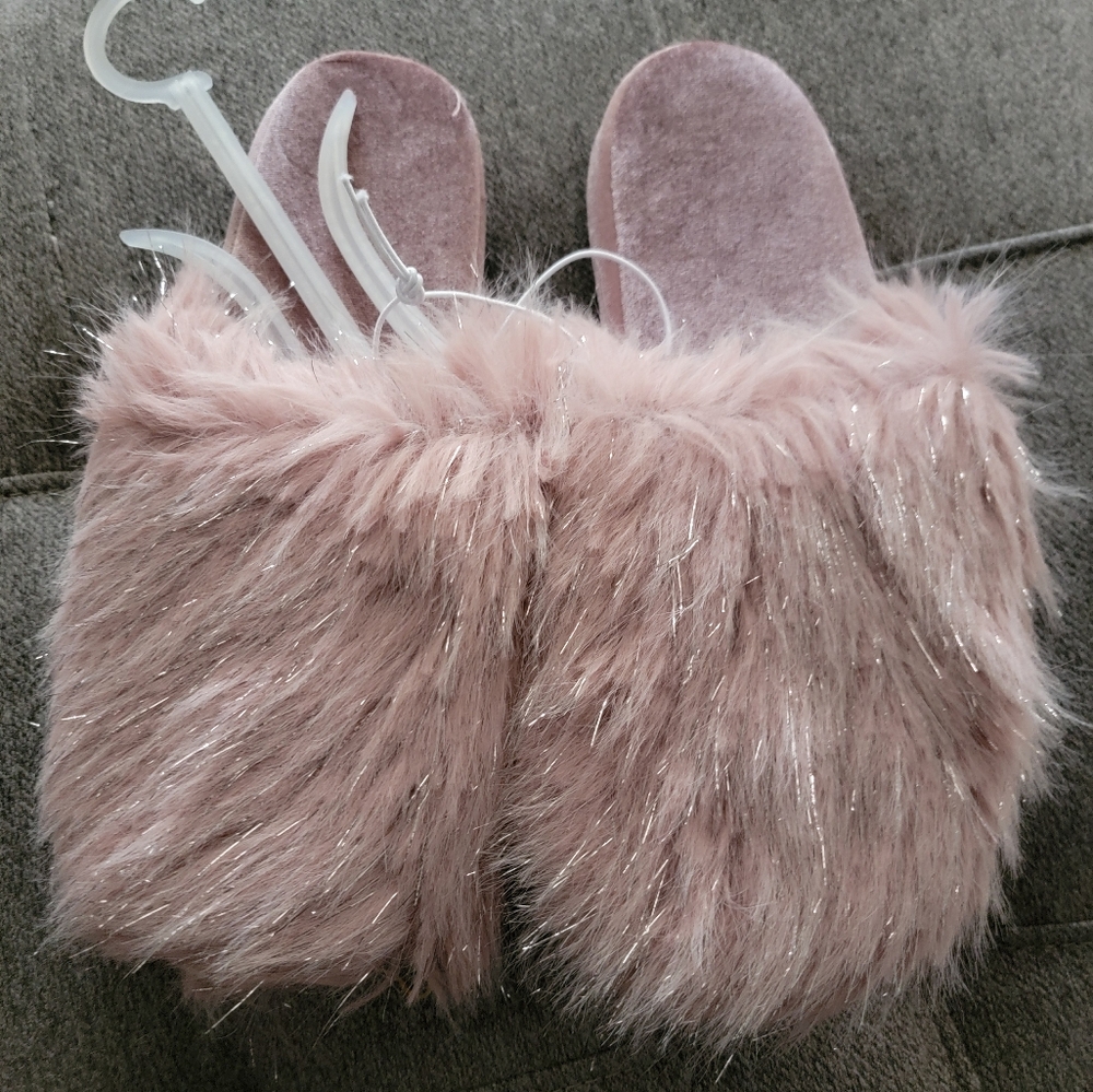 New Pink Furry Slippers Size 9/10